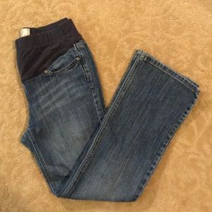 Old navy maternity jeans size xs short